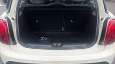 MINI Hatchback 1.5 Cooper Classic 3dr Auto Petrol Hatchback